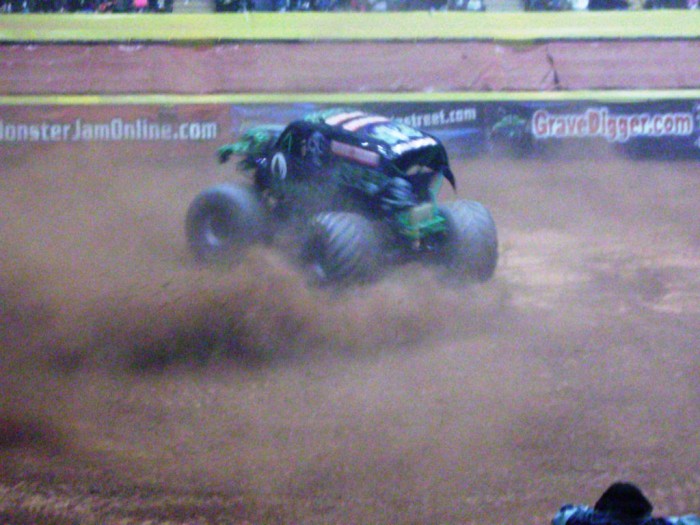 2008 MonsterTruckShow-072.jpg